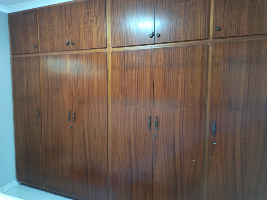 To Let 3 Bedroom Property for Rent in Aston Bay Eastern Cape